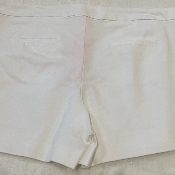 NWT Lilly Pulitzer ALESSI STRETCH SHORTS white size 16 - Picture 8 of 8